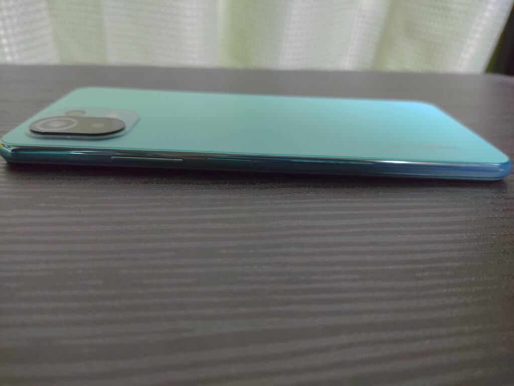 Xiaomi Mi 11 Lite 5Gレビュー】安くて性能が良いコスパスマホ 